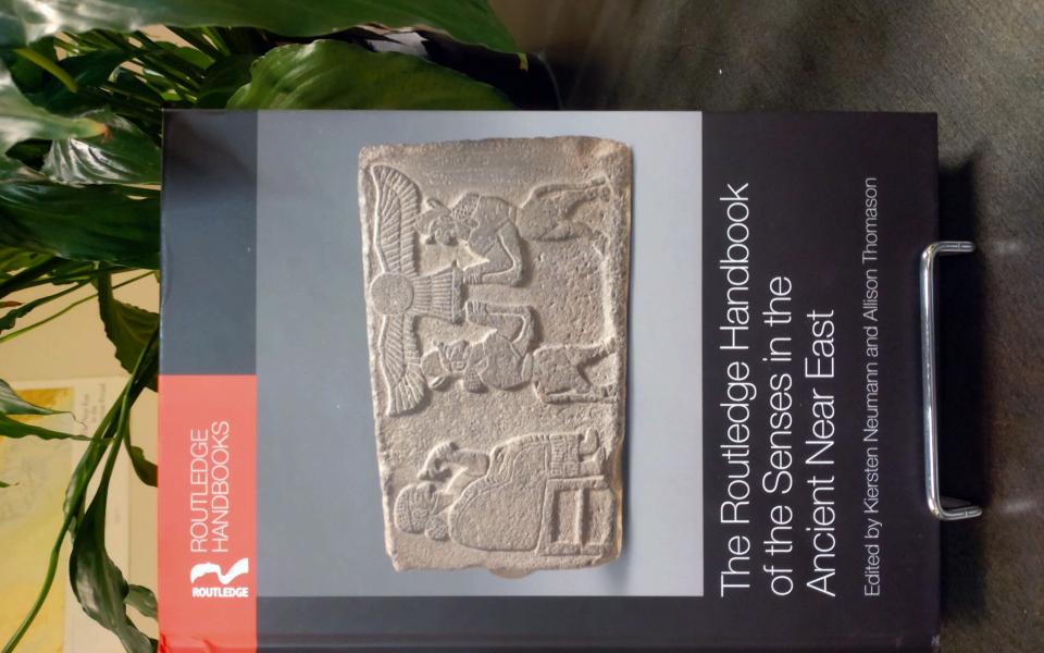Stale water and the smell of death: Senses in the ancient Stale water and the smell of death: Senses in the ancient