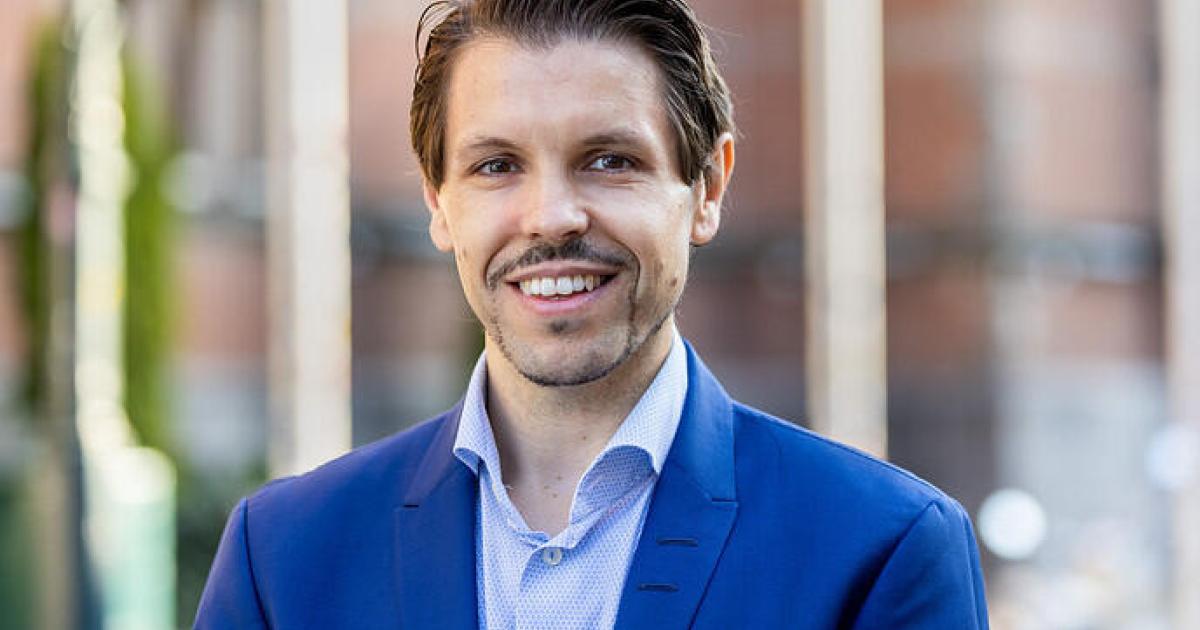 Prof. Santos elected the Focus Group Program Director at the