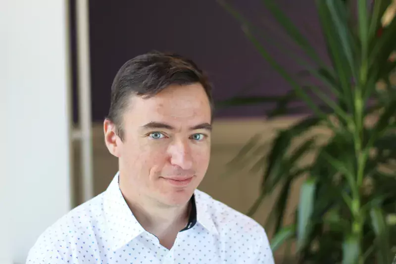 Mobil telefonlar dan xususiy rus porno