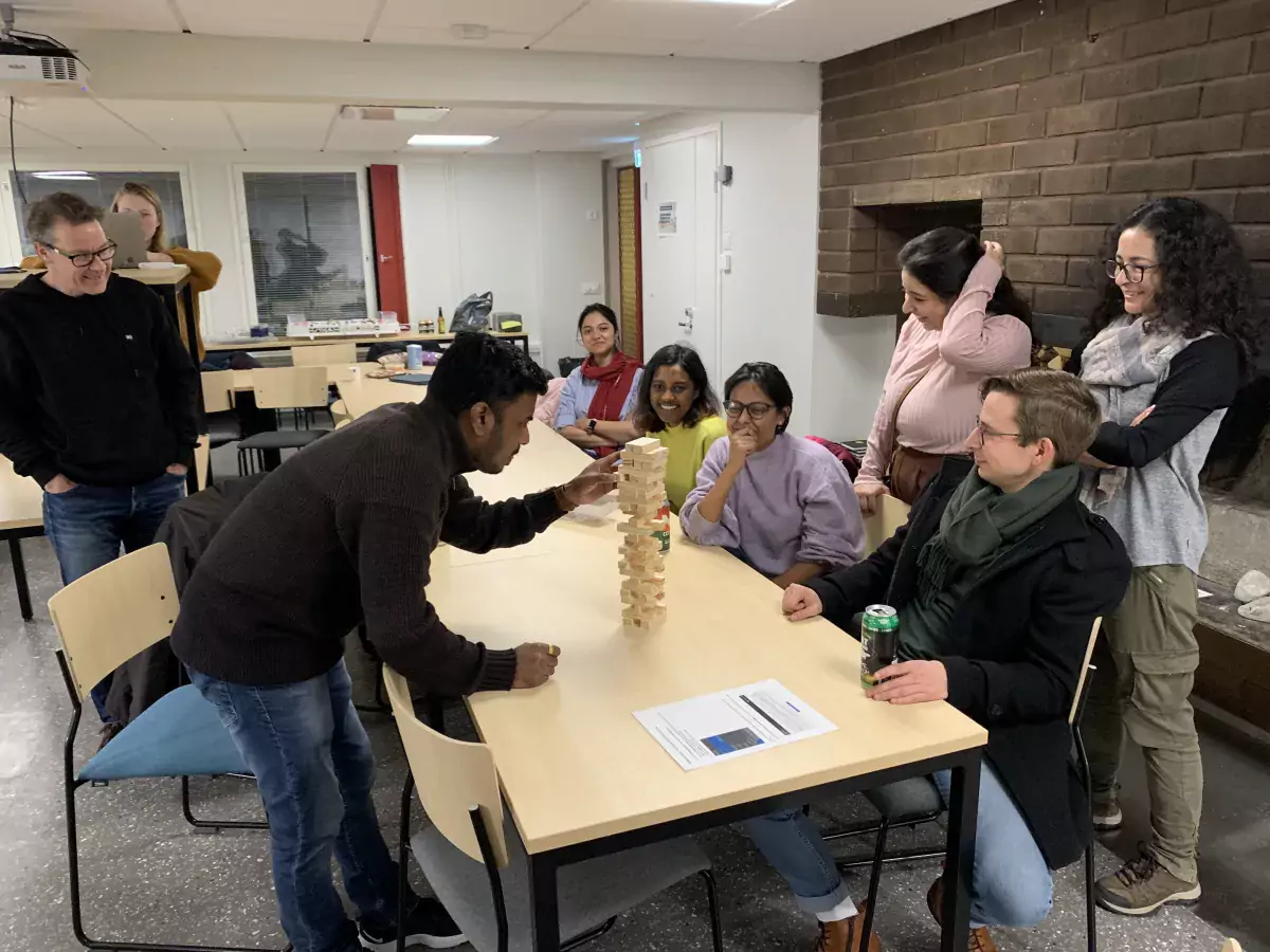 Ask jerry if he has any inappropriate joke about jenga #coughs