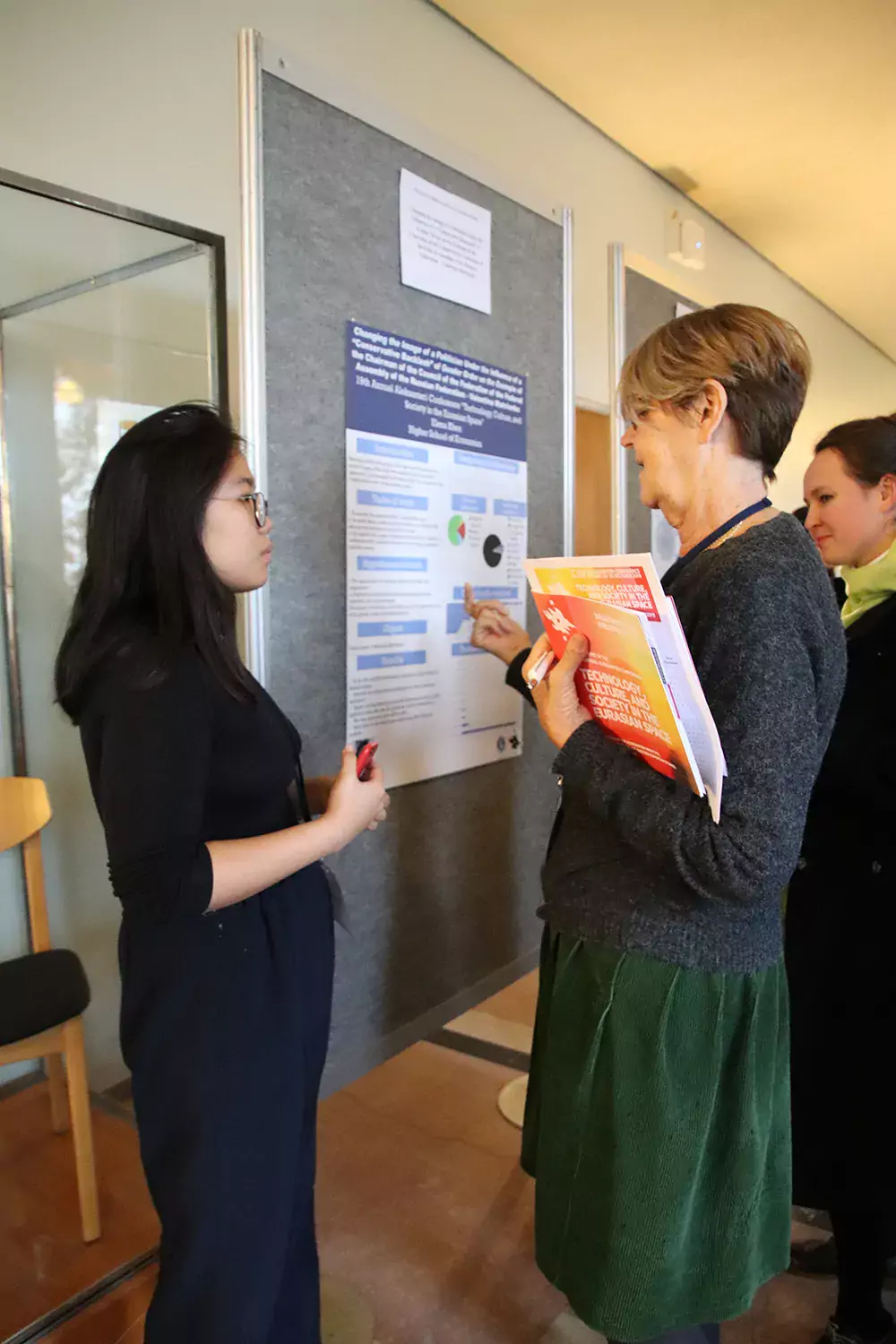 Judith Pallot discussing the poster by Elena Khen