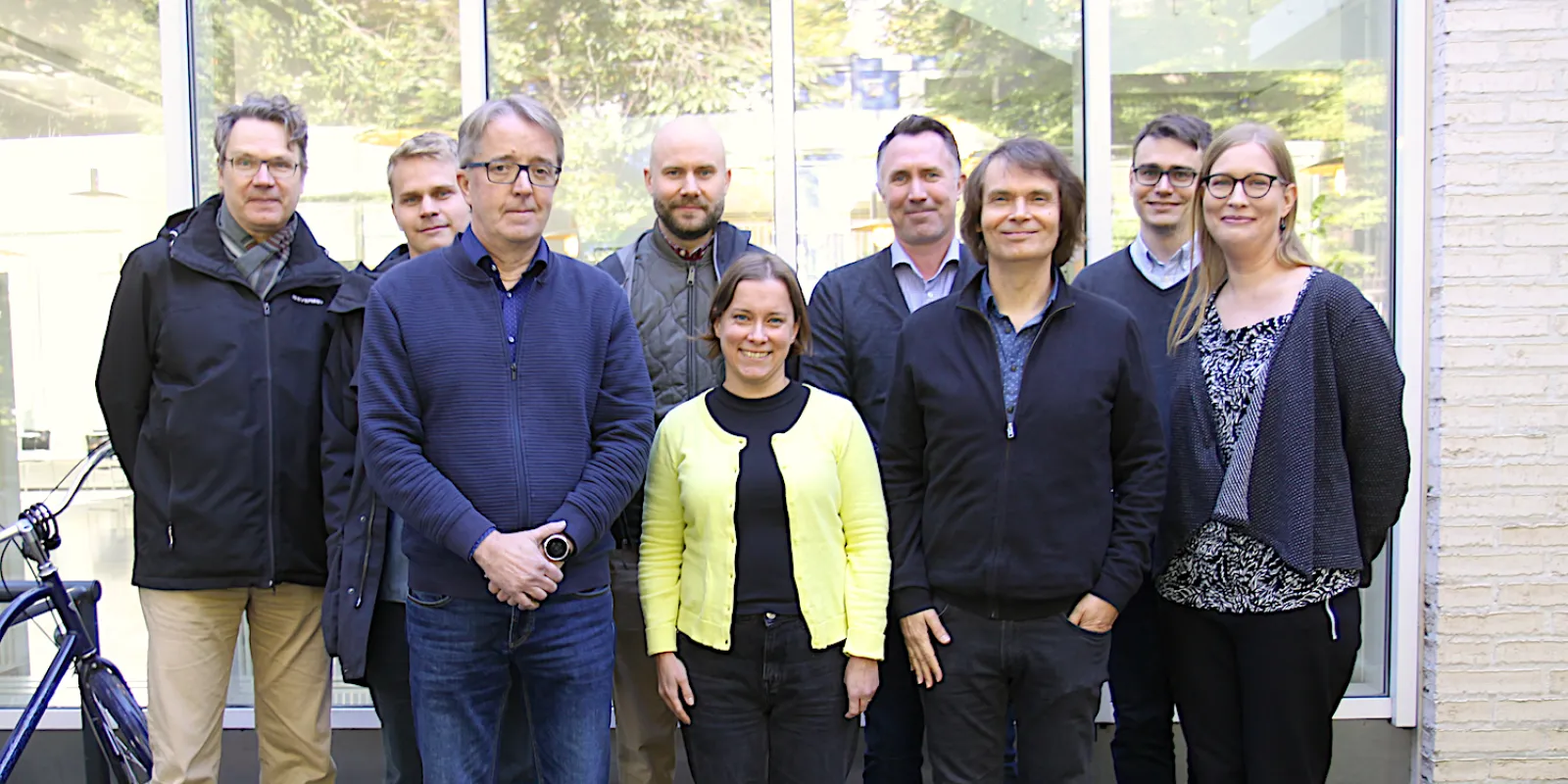 Dushda chiroyli HD porno Kozlari boglangan va yotoqqa boglangan jinsiy aloqa